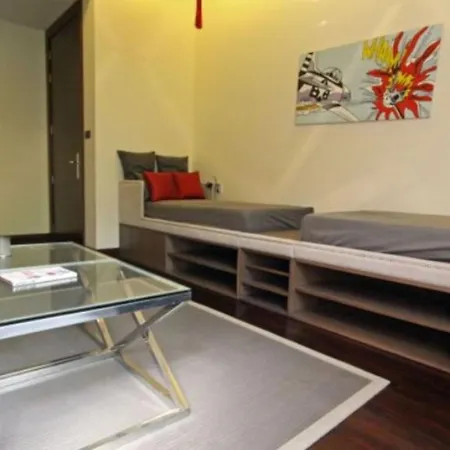 House For 10 Villa