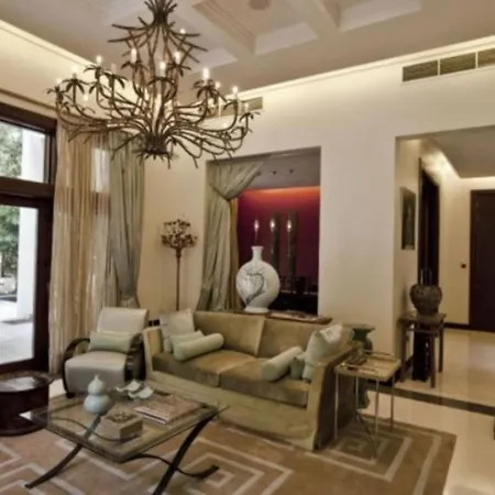 Villa House For 10 *