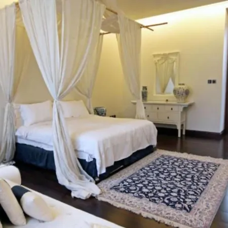 House For 10 Villa *